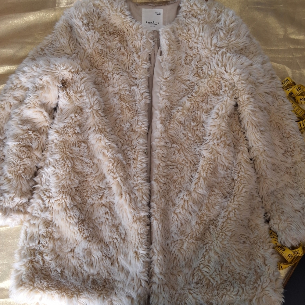 Zara Girls Textured Cream Vest